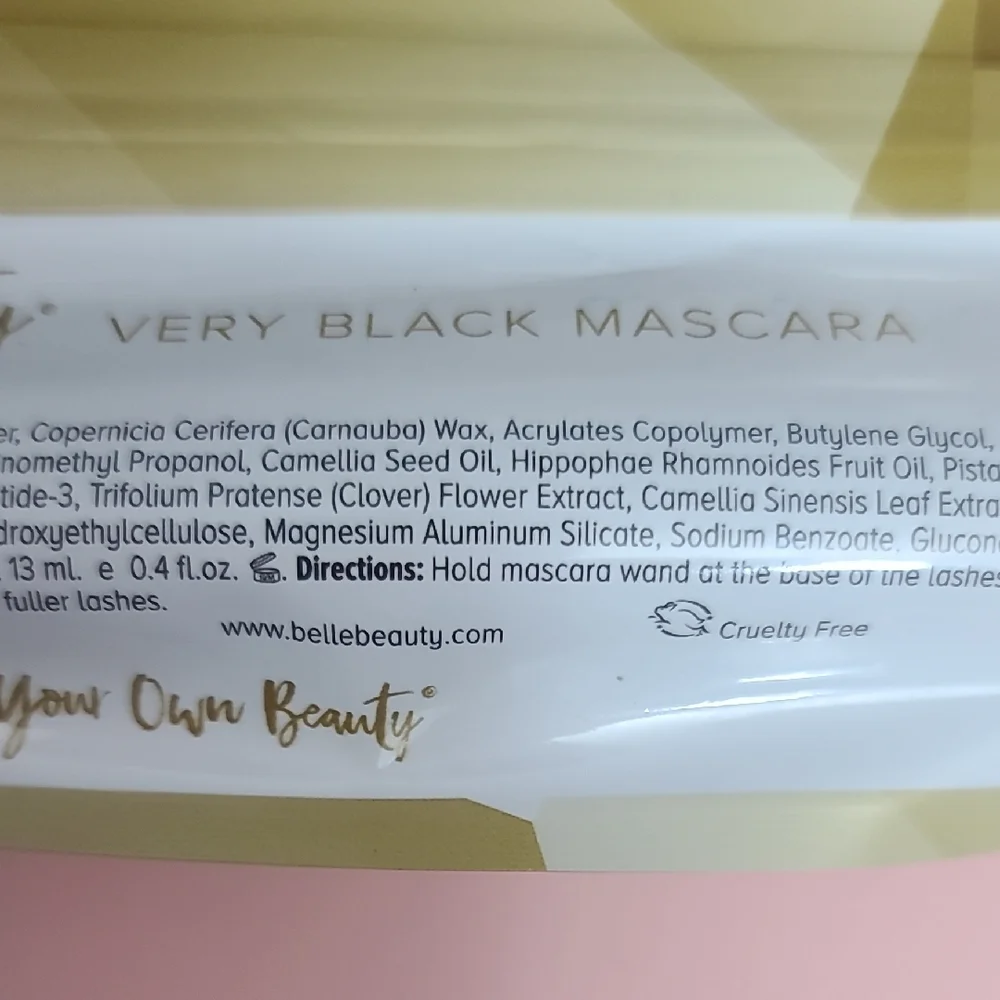 Very Black Mascara